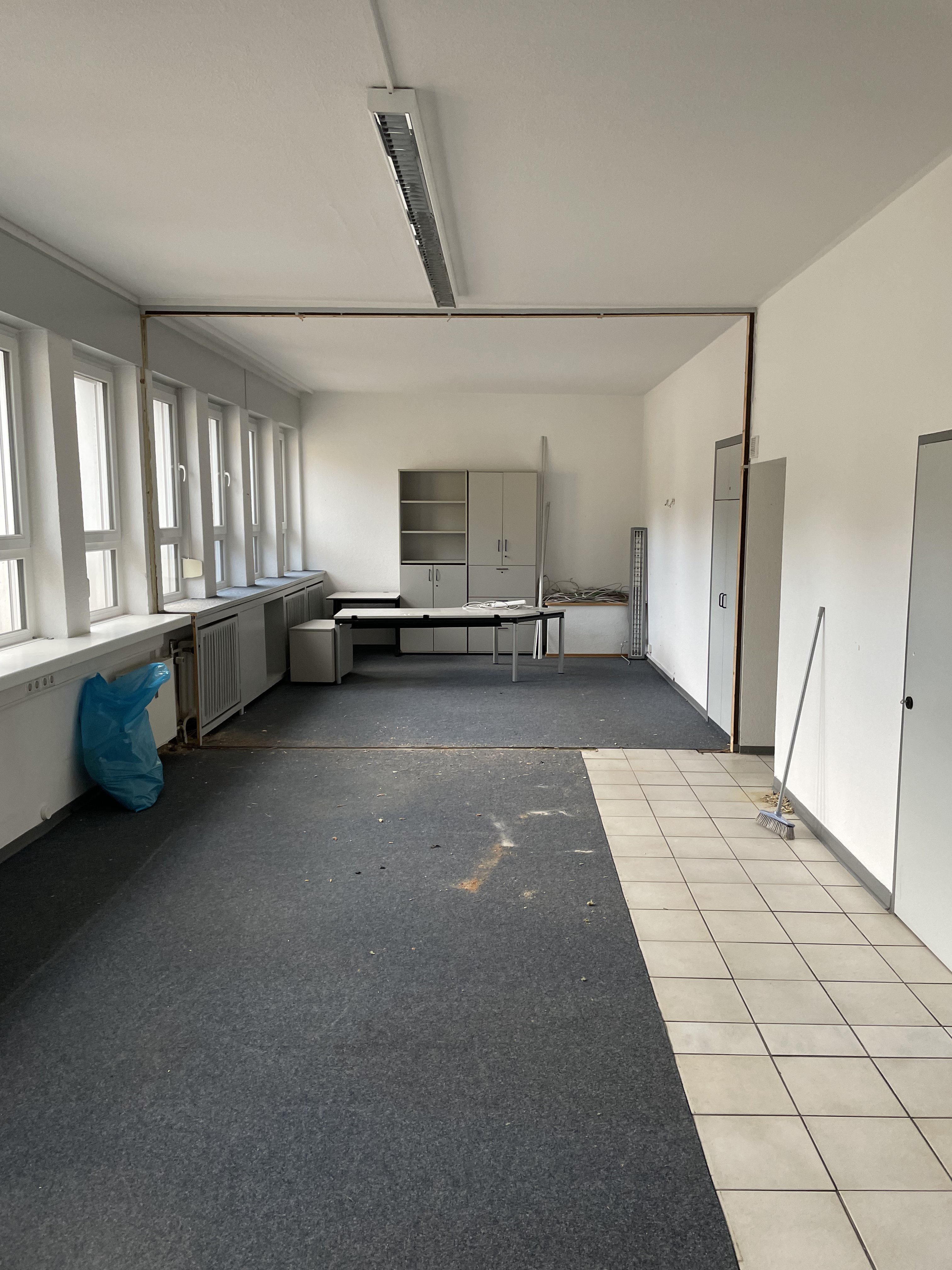 Großraumbüro vor Renovierung